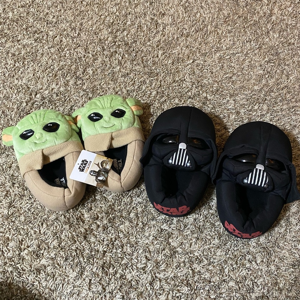 Star Wars Green Yoda and Black Darth Vader Slippers